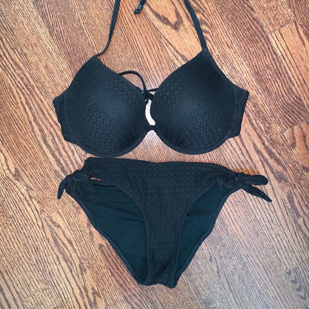 Black Bikini